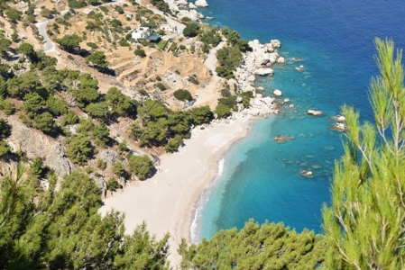 Apella beach